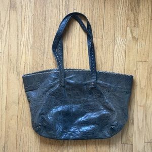 Anouk hand stitched leather bag.